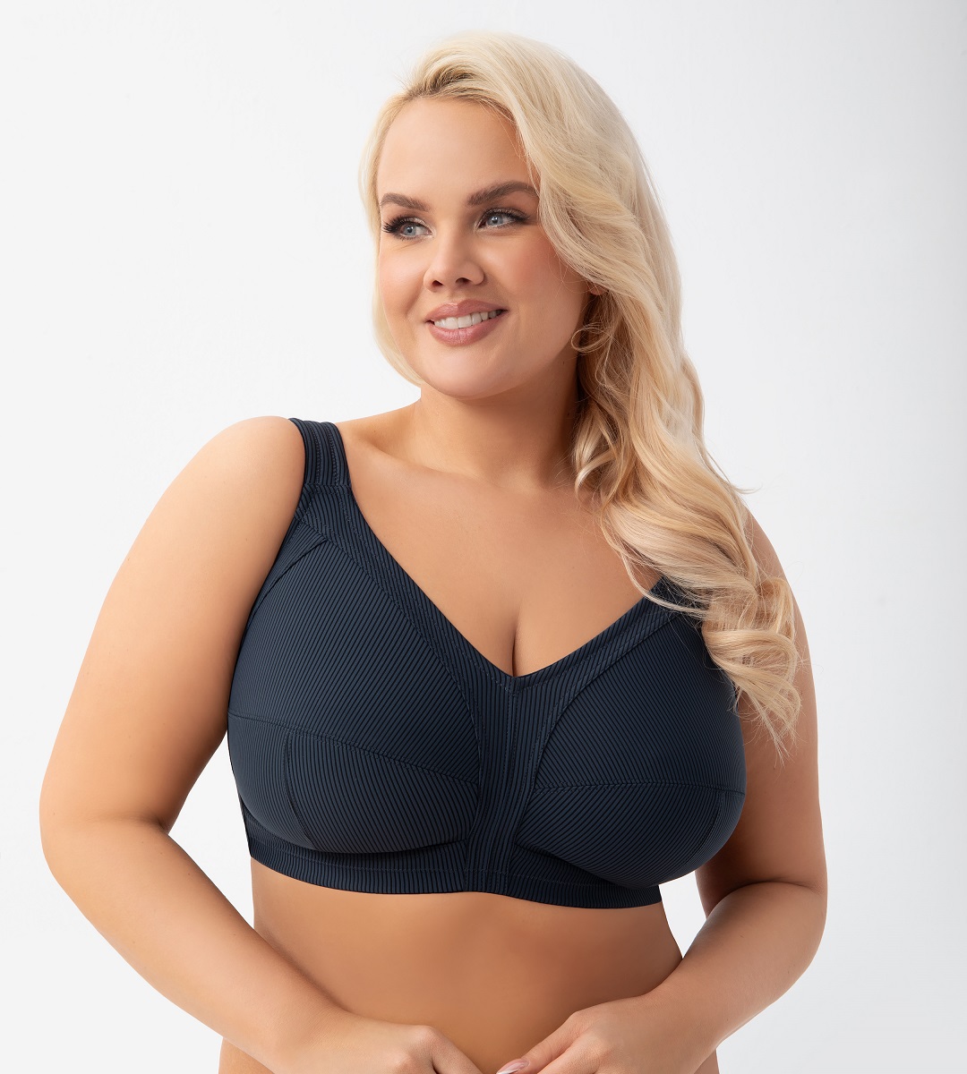 Мягкий бюстгальтер без косточек Gorsenia NELA K973 для чашек B–J