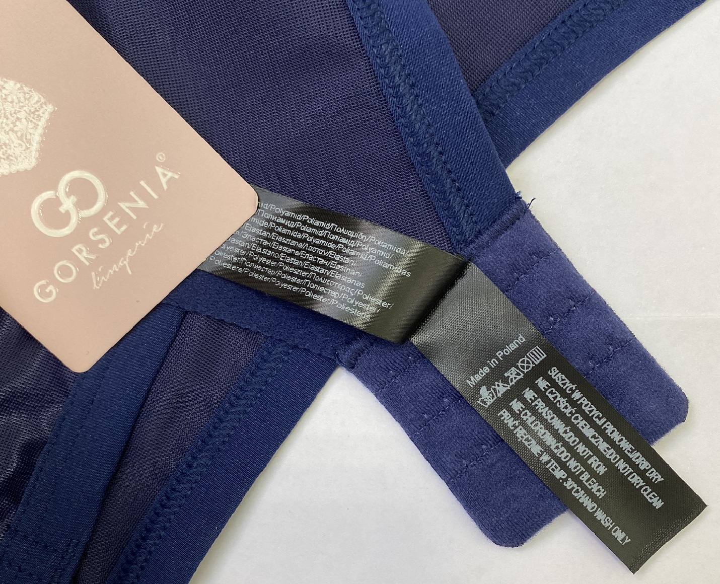 Оригинальные ярлыки и бирки на бюстгальтере Gorsenia K-441/1